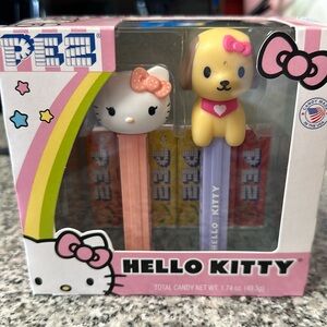 Hello Kitty PEZ Dispenser New Unopened